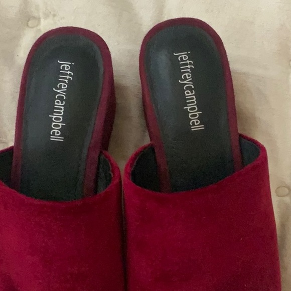 Jeffrey Campbell Red  Wedge Velvet  Slide Size 8 - Picture 4 of 5
